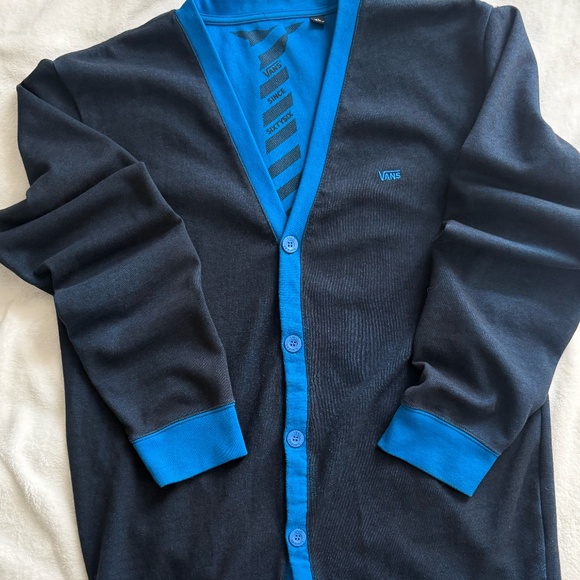 Vans - Picture 7 of 8